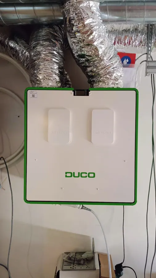 Systeem D · Duco – Afgewerkt en in bedrijf gesteld